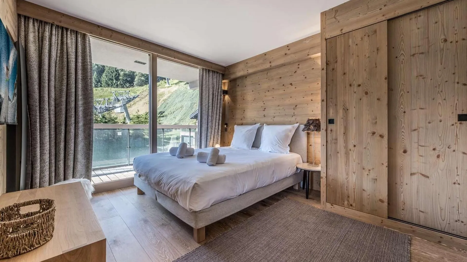 Magnifique Appart 6 Personnes Pres Des Pistes Avec Spa Et Parking A Courchevel 1550 - Fr-1-631-207 Apartmán